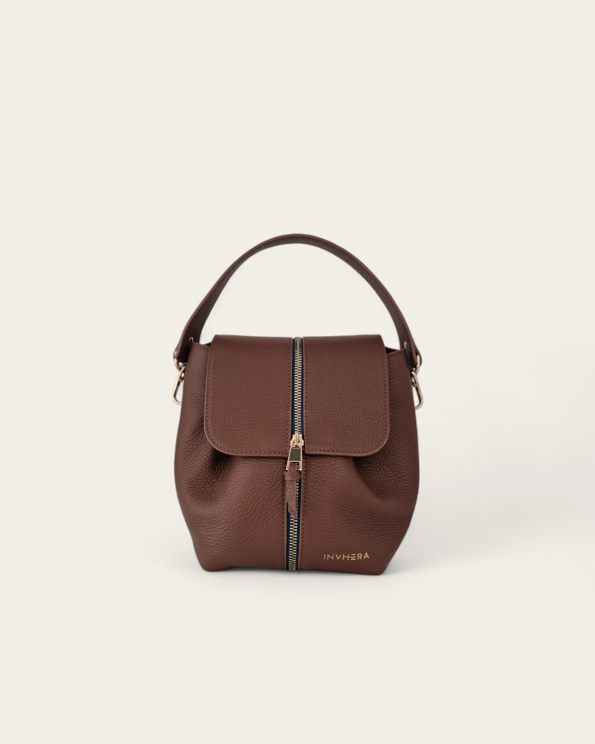 Sac Invhera en cuir grainé modulable de couleur marron LWG d'Italie fabriqué au Portugal, mode durable
