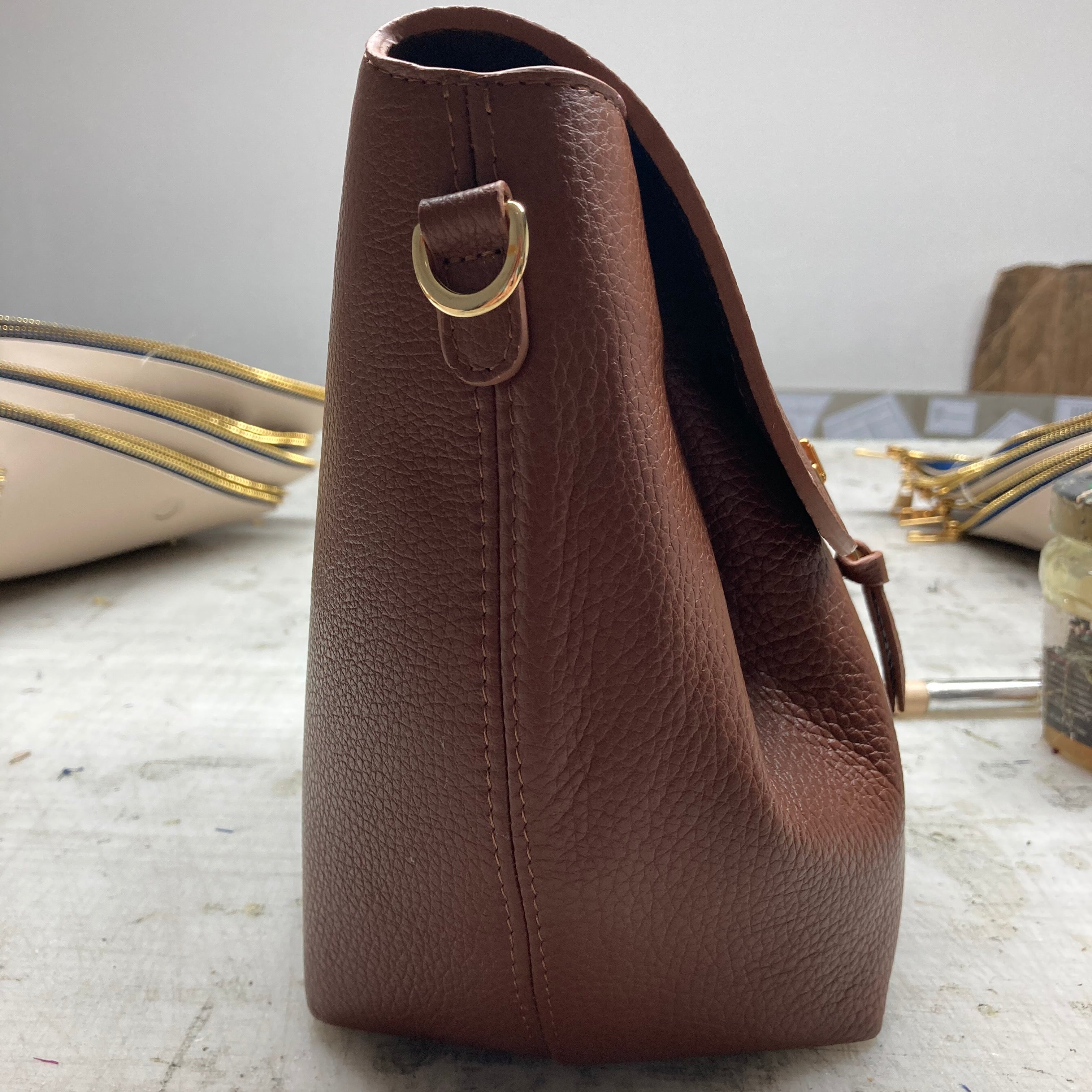 Imaginée, créée en France et fabriquée en Europe, INVHERA s’attache tout particulièrement à créer des circuits courts pour que toute la conception soit réalisée en Europe.